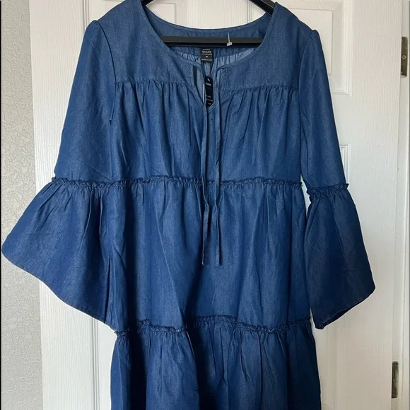 NWT Robert Louis dress - Picture 2 of 4